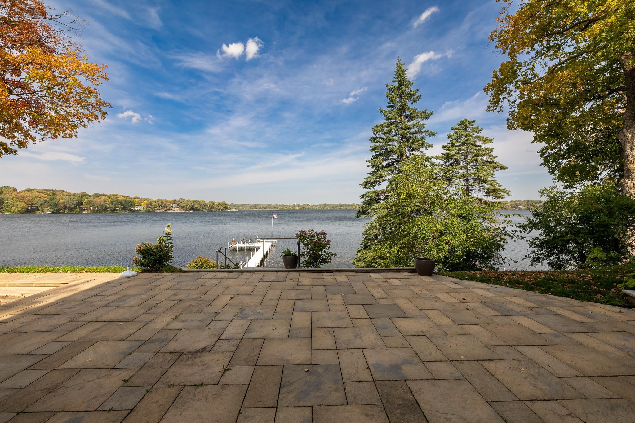 264 Peninsula Road Medicine Lake, MN 55441 - Photo 49 of 57