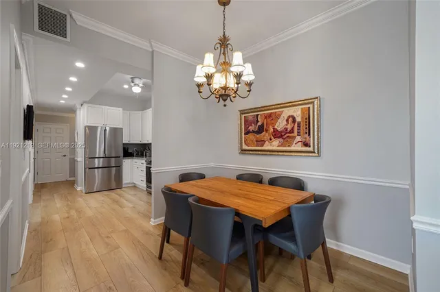 $619,000 | 2870 Pine Tree Drive, Unit 3, Miami Beach, FL 33140