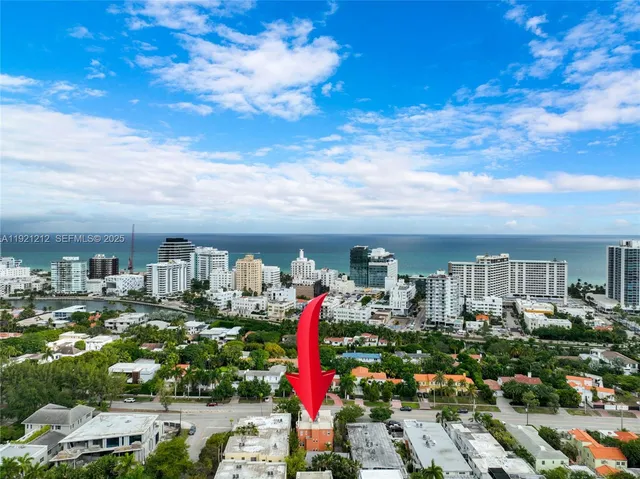$619,000 | 2870 Pine Tree Drive, Unit 3, Miami Beach, FL 33140