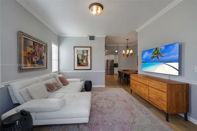 $619,000 | 2870 Pine Tree Drive, Unit 3, Miami Beach, FL 33140