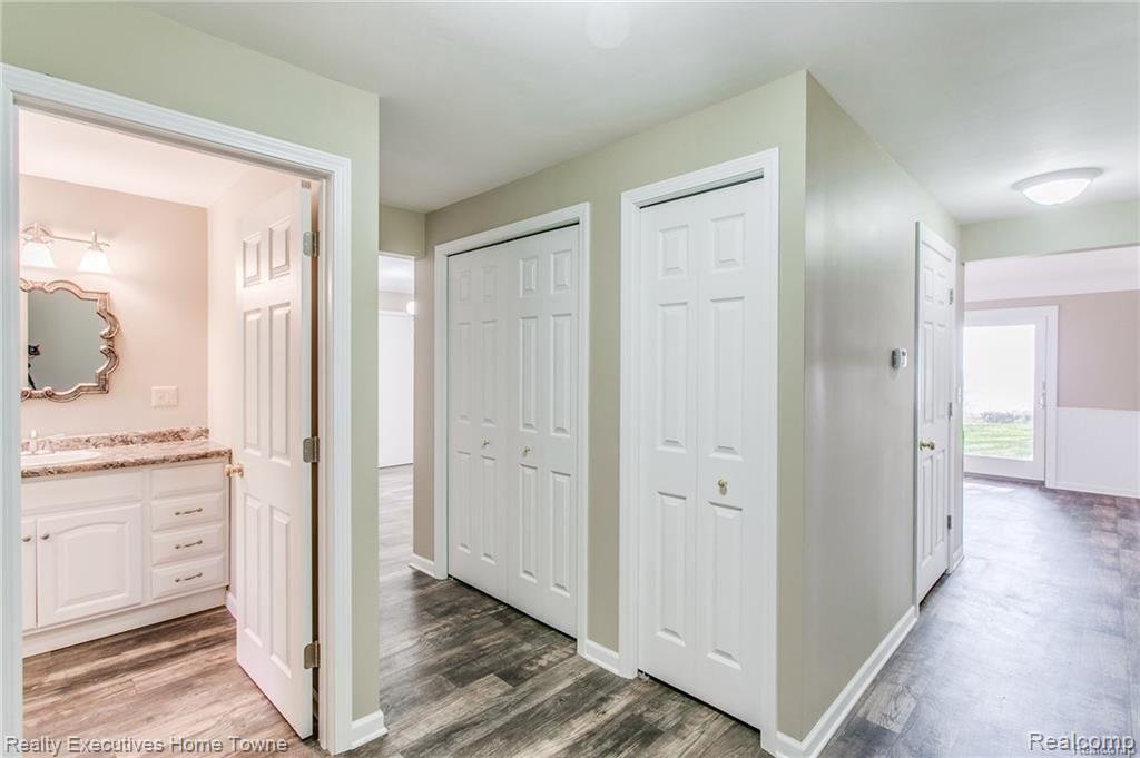 7150 Lakeshore Road Palms, MI 48465 - Photo 22 of 31