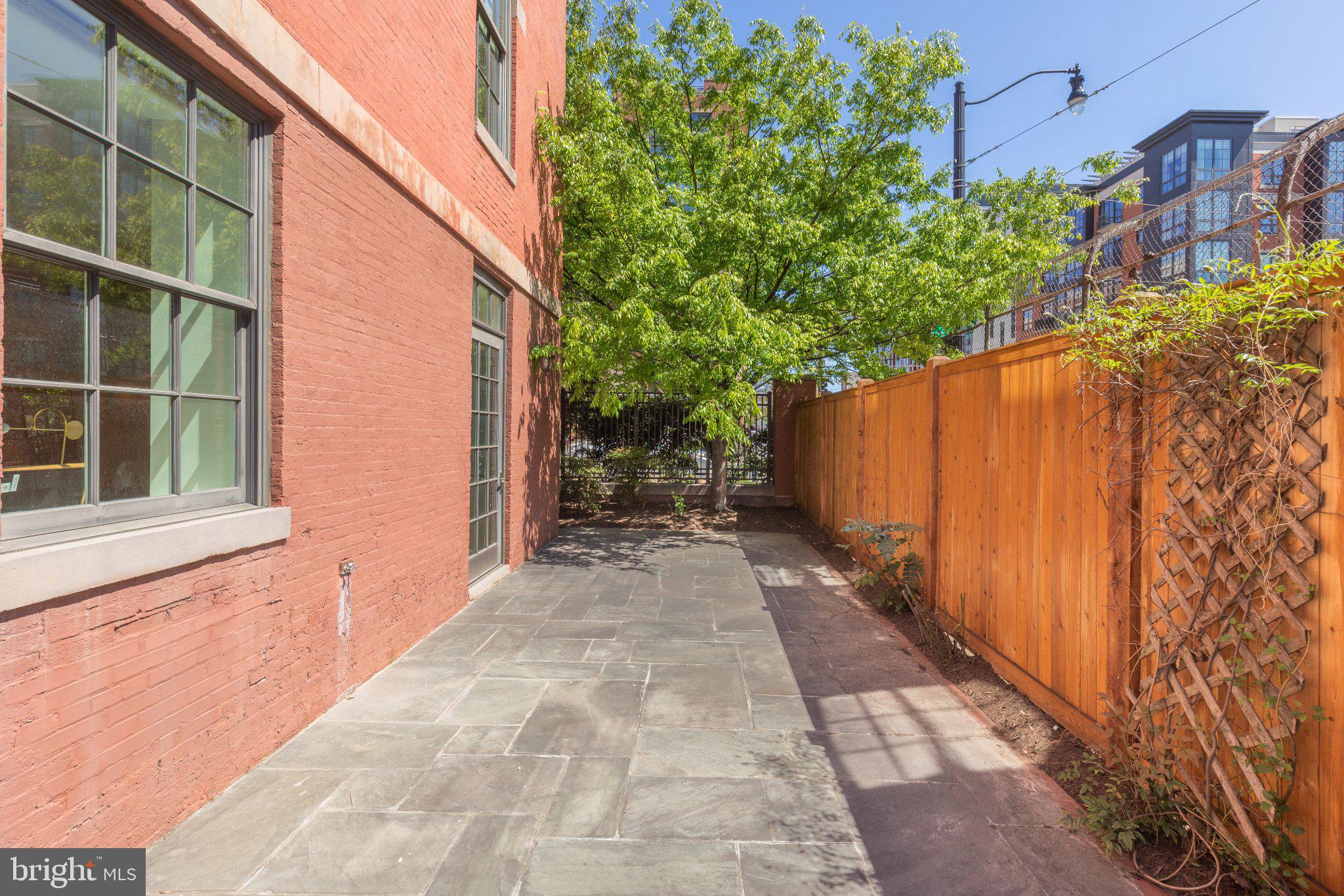 215 I Street Northeast, Unit 105 Washington, DC 20002 - Photo 36 of 41