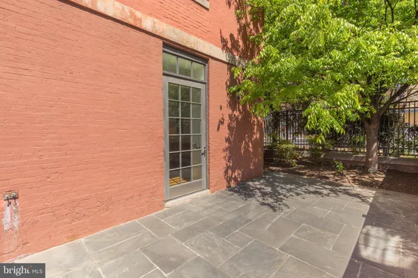 $979,900 | 215 I Street Northeast, Unit 105, Washington, DC 20002