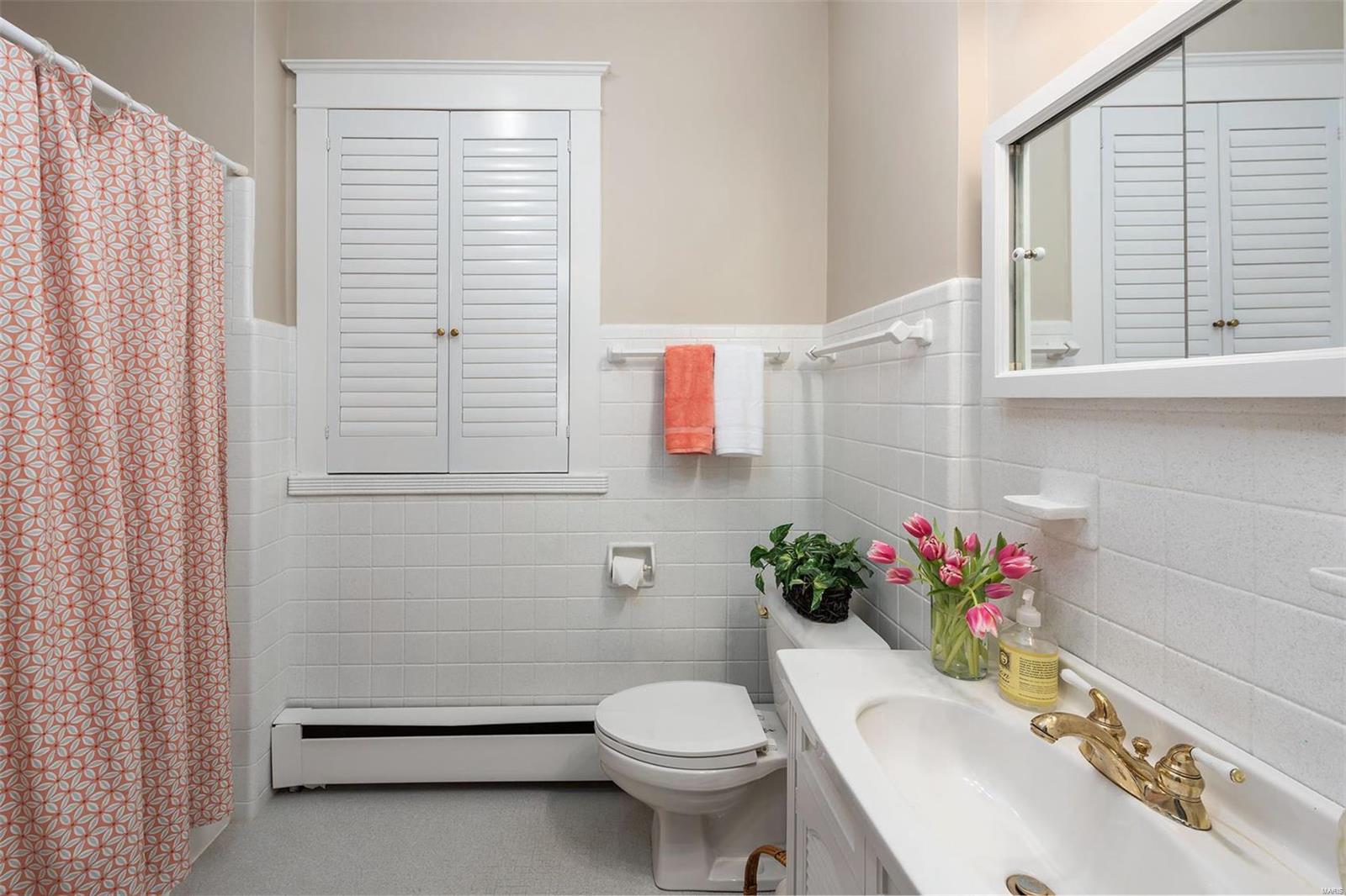 331 North Price Road St. Louis, MO 63124 - Photo 12 of 18 Gallery Image 12