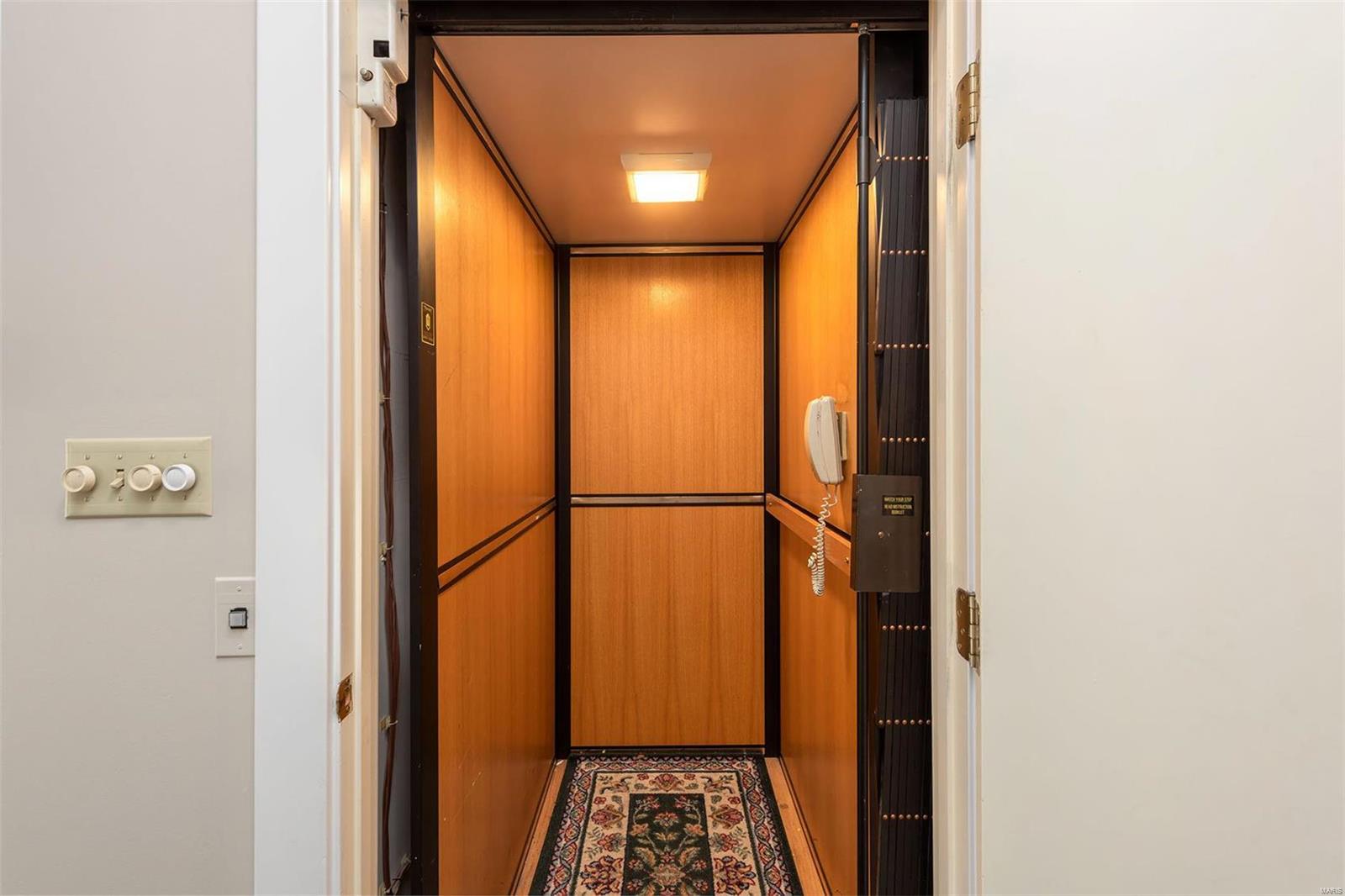 331 North Price Road St. Louis, MO 63124 - Photo 13 of 18 Gallery Image 13