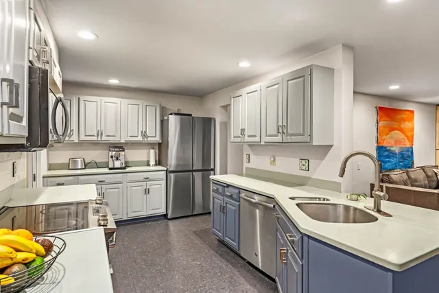 $795,000 | 3 Fairway Drive, Grantham, NH 03753