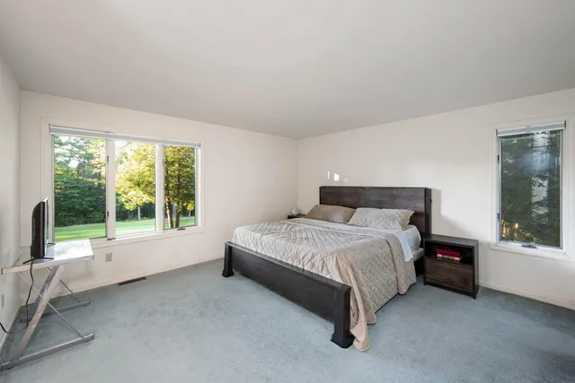 $795,000 | 3 Fairway Drive, Grantham, NH 03753