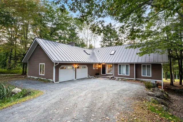 $795,000 | 3 Fairway Drive, Grantham, NH 03753