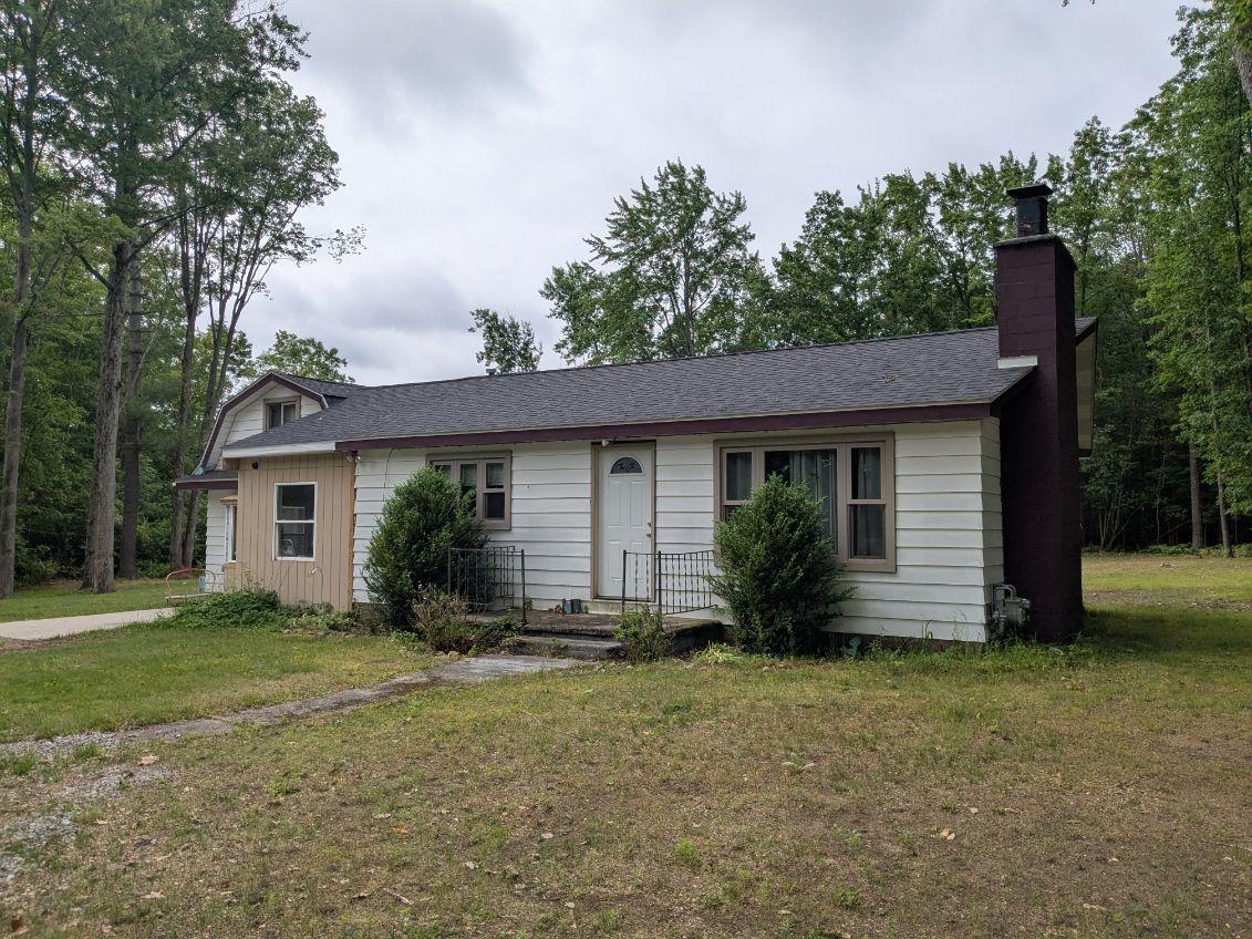 8331 Long Lake Road Hale, MI 48739 - Photo 2 of 24 1947580-3cf760ba-b0e1-4320-bc1e-2bf3f55f8a03.JPG