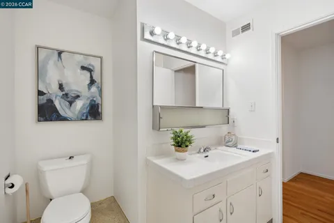 $1,395,000 | 135 Canon Drive, Orinda, CA 94563