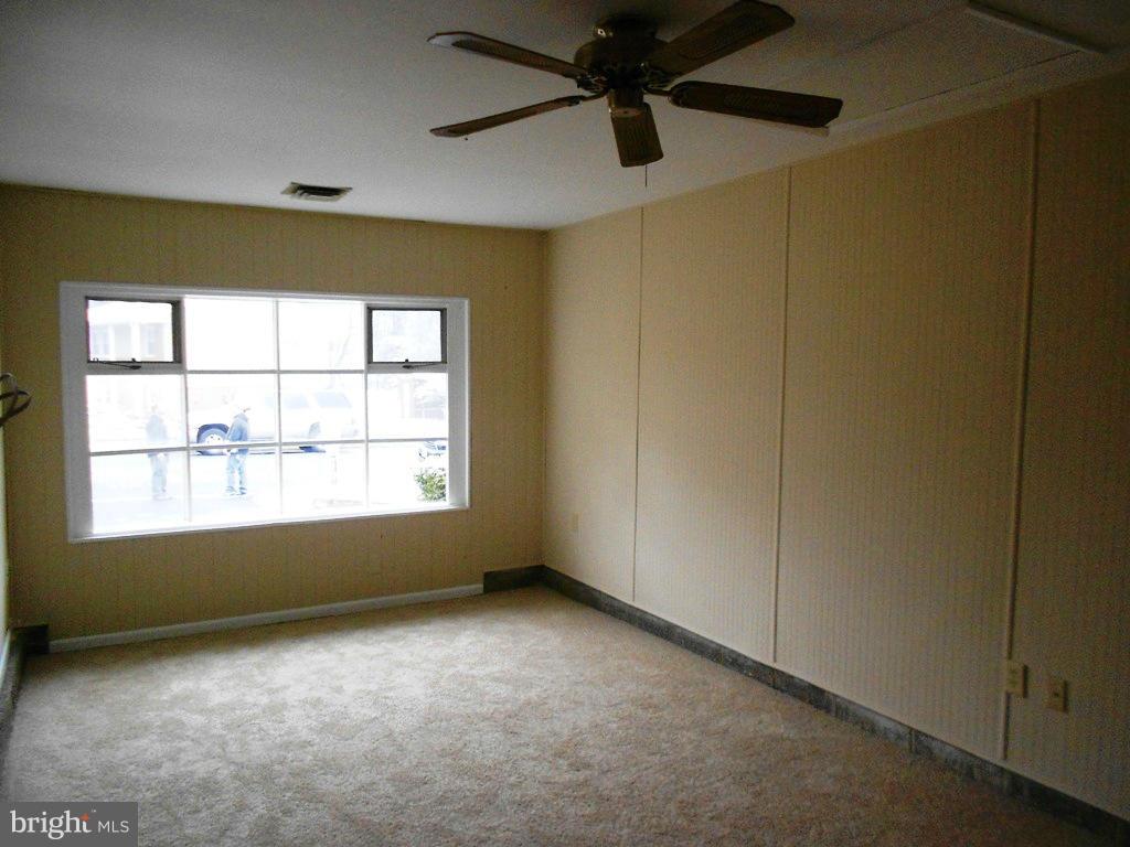 507 East Poplar Road Sterling, VA 20164 - Photo 16 of 23 Interior (General)