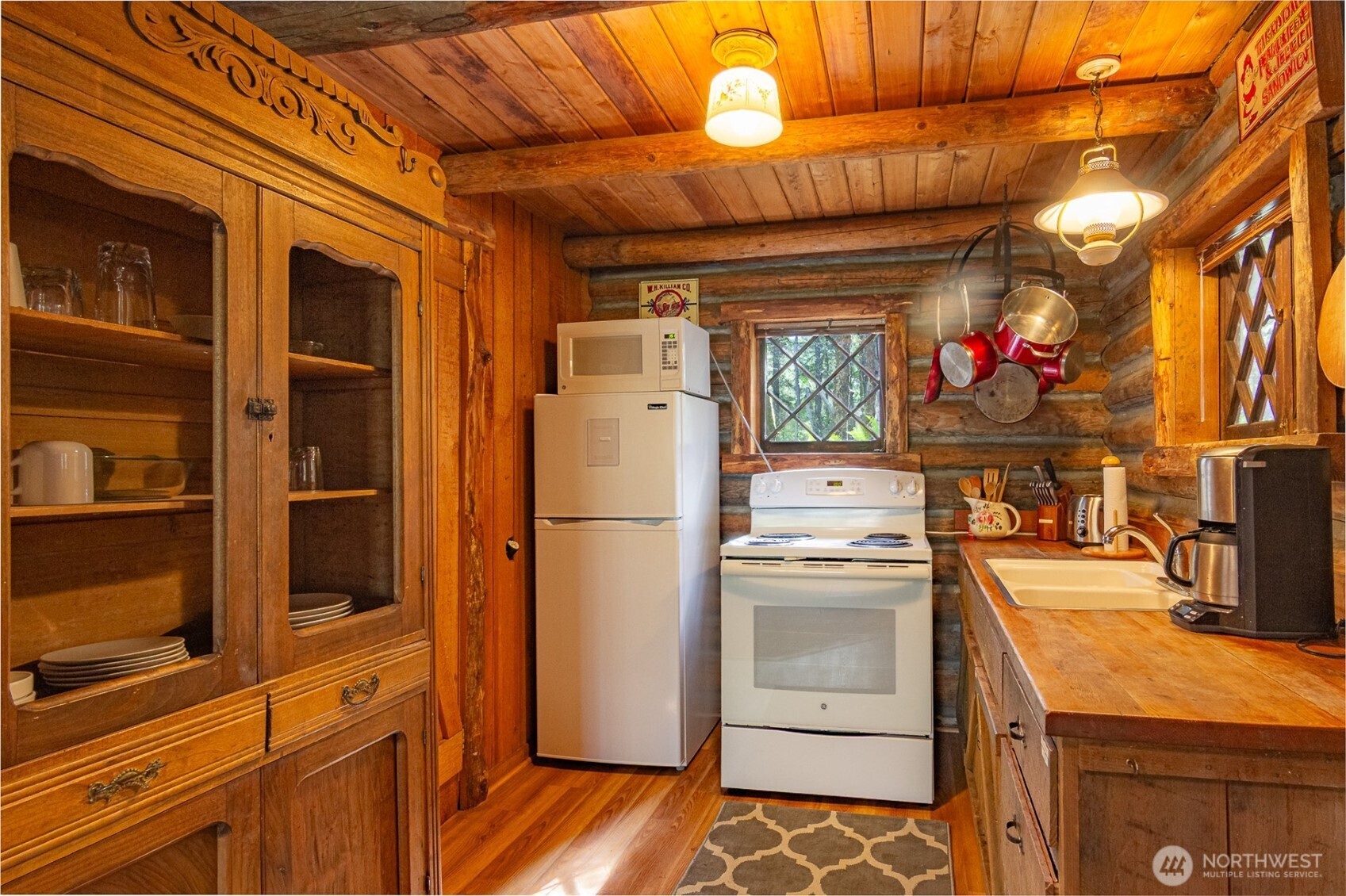 835 Christenson Road Greenbank, WA 98253 - Photo 15 of 40