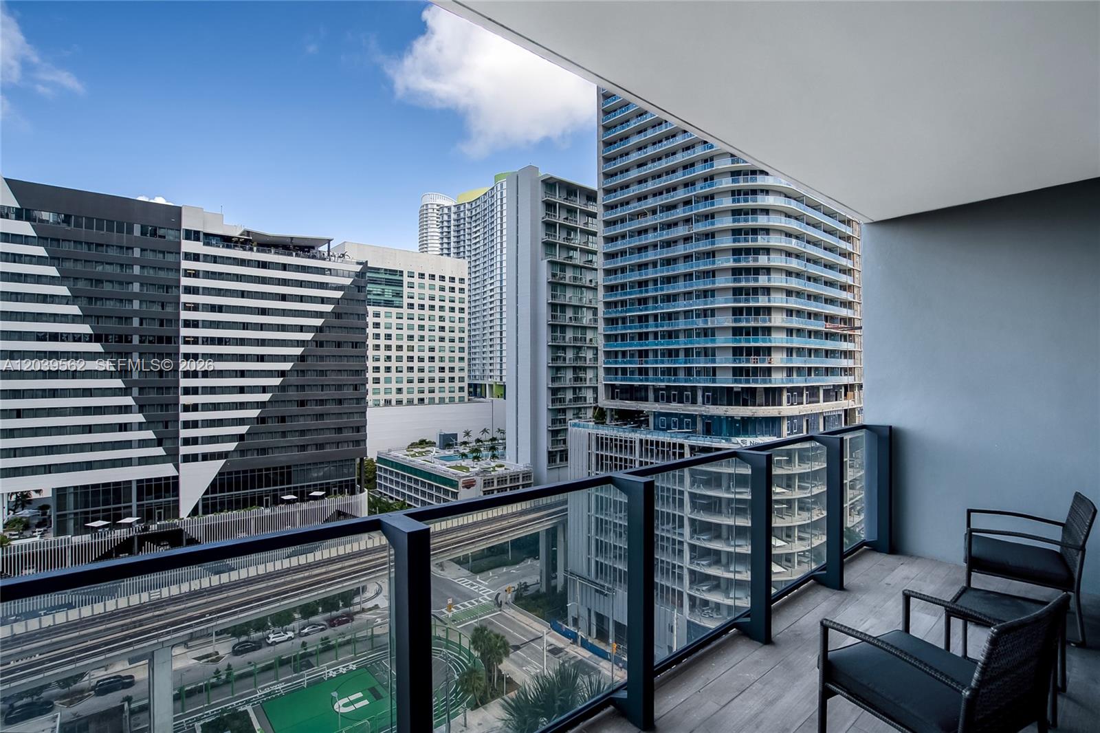 88 Southwest 7th Street, Unit 1006 Miami, FL 33130 - Photo 26 of 49