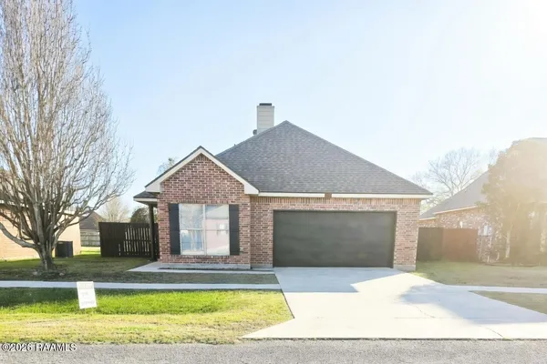 $1,695 | 201 Pavilion Street, Lafayette, LA 70507