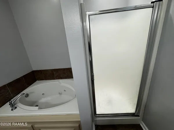 $1,695 | 201 Pavilion Street, Lafayette, LA 70507