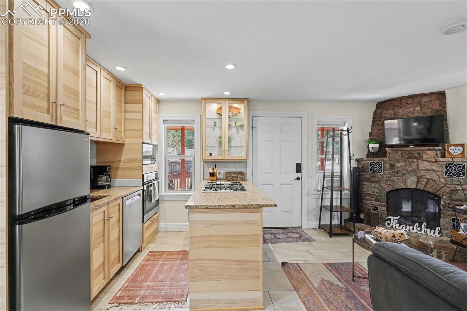 1702 1/2 West Cheyenne Road Colorado Springs, CO 80906 - Photo 10 of 29 Gallery Image 10