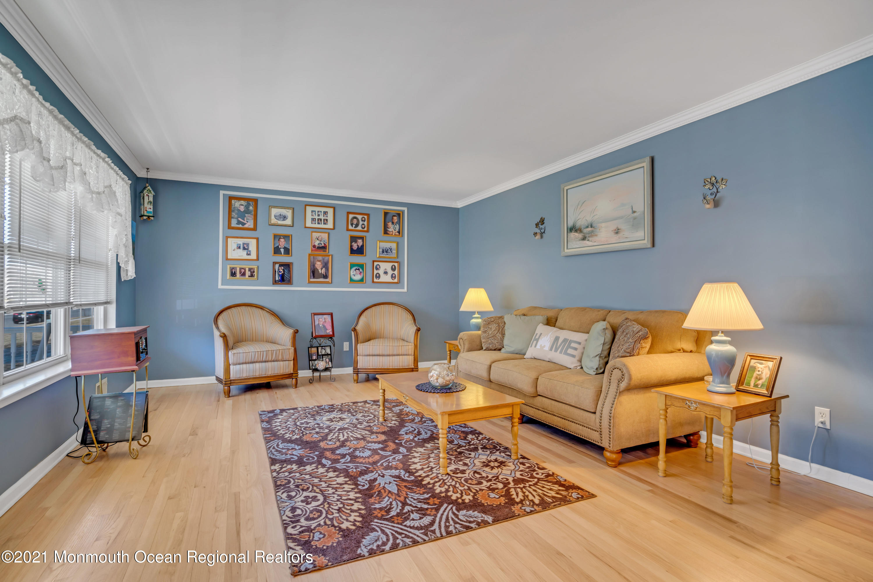 336 Meadowood Road Jackson, NJ 08527 - Photo 4 of 33 a living room with fireplace furniture and rug