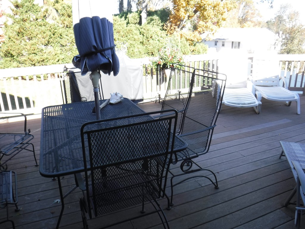 85 St Nicholas Avenue Worcester, MA 01606 - Photo 18 of 28 a view of balcony and patio