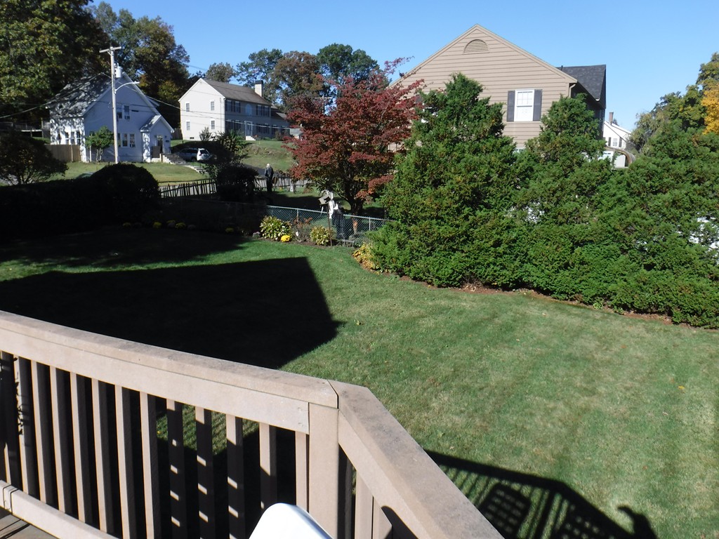 85 St Nicholas Avenue Worcester, MA 01606 - Photo 21 of 28 a view of outdoor space and yard