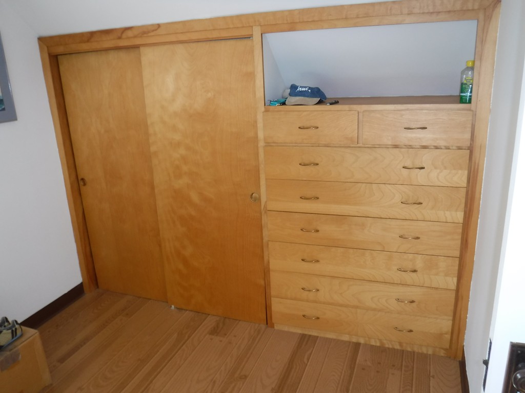 85 St Nicholas Avenue Worcester, MA 01606 - Photo 4 of 28 a view of a small space