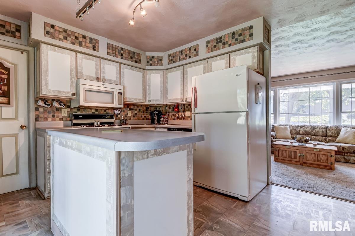 15 Penacook Drive Rochester, IL 62563 - Photo 11 of 26