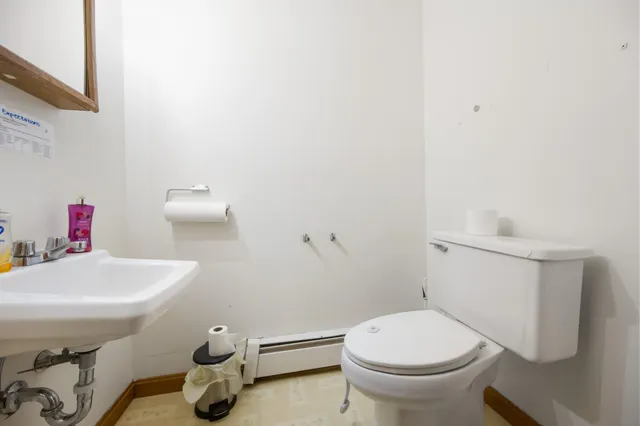 $845,000 | 913 Essex Street, Bangor, ME 04401