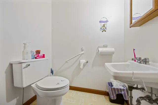 $845,000 | 913 Essex Street, Bangor, ME 04401