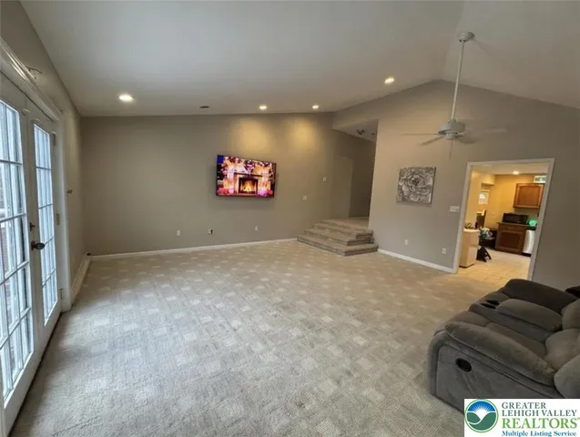 $1,575 | 4033 West Grant Street, Unit 10, Slatedale, PA 18079