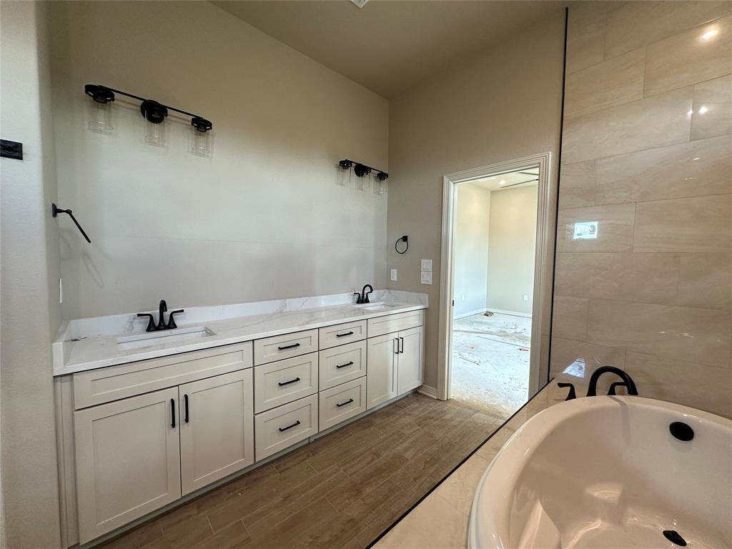 131 Lasso Loop Lorena, TX 76655 - Photo 21 of 31 Gallery Image 21