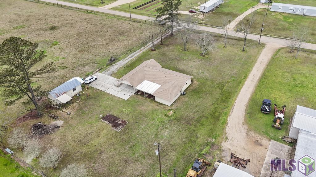 18346 Little Road Livingston, LA 70754 - Photo 3 of 9