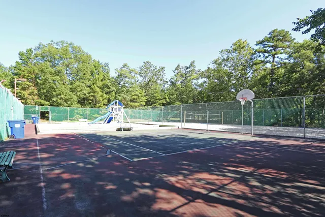 a view of a basketball court