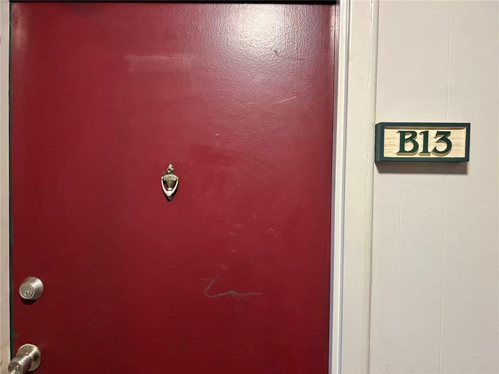 2805 Northeast Expressway Northeast, Unit B13 Atlanta, GA 30345 - Photo 3 of 69 a view of a bathroom