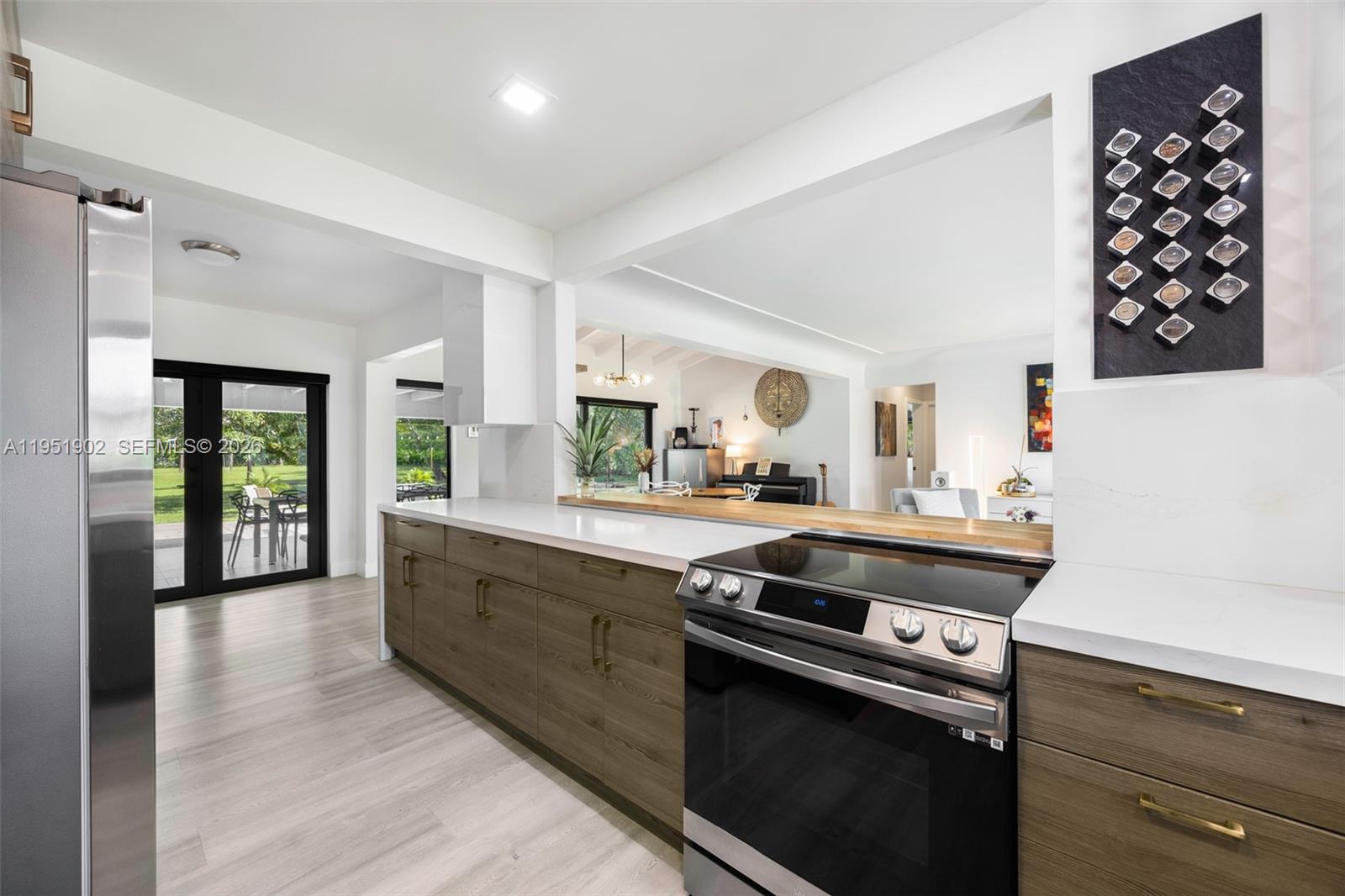 7325 Southwest 102nd Street Pinecrest, FL 33156 - Photo 15 of 46