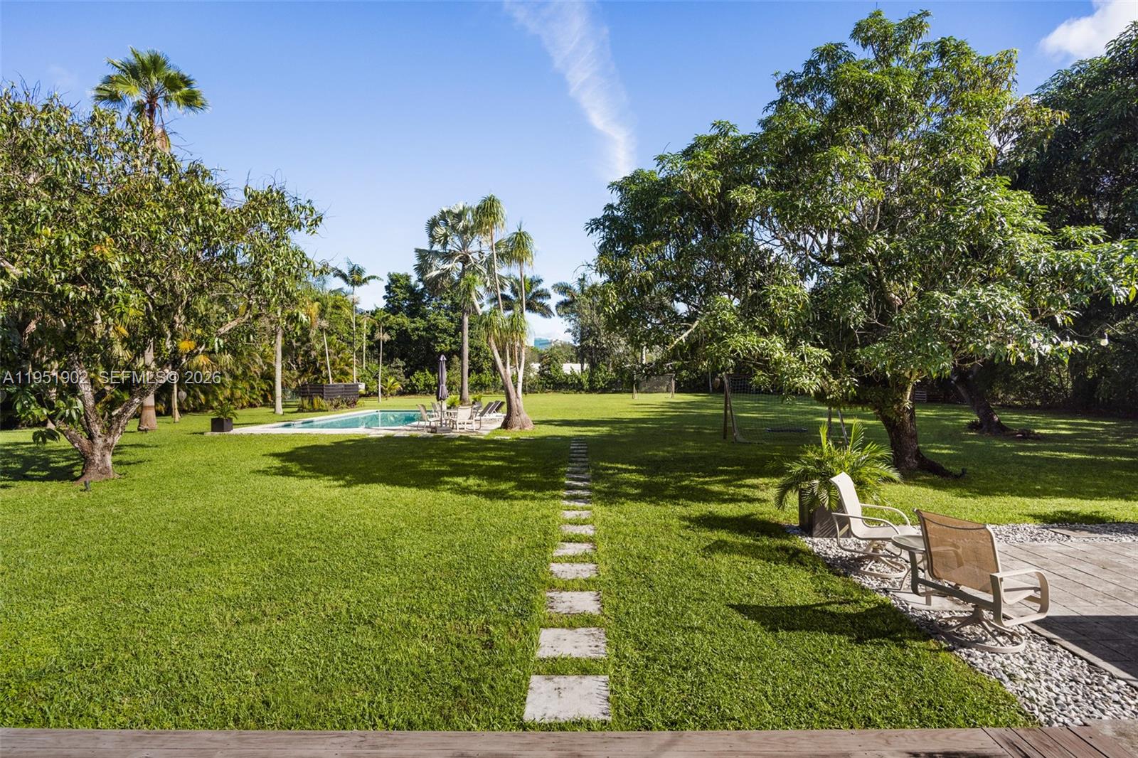 7325 Southwest 102nd Street Pinecrest, FL 33156 - Photo 32 of 46