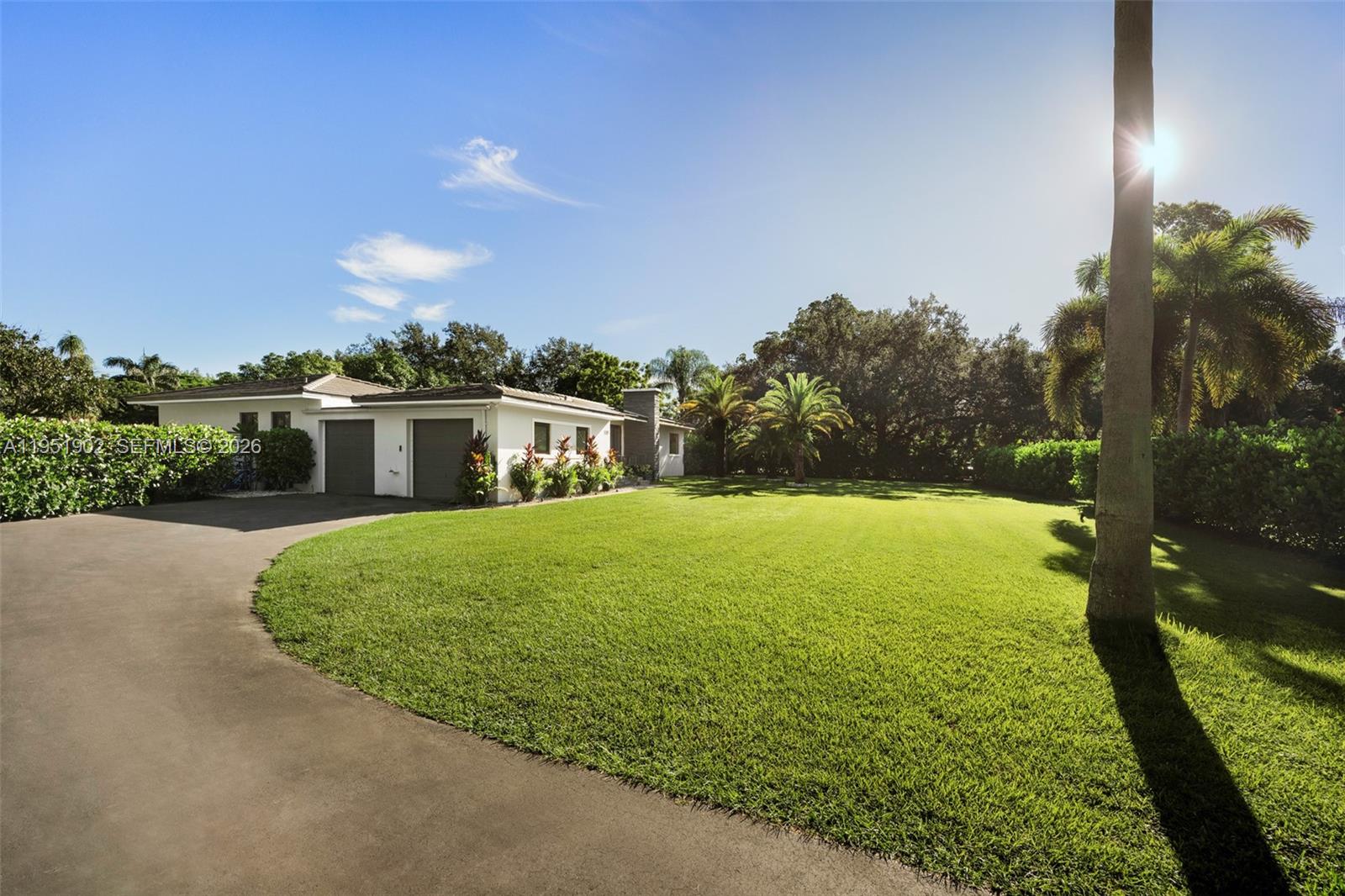 7325 Southwest 102nd Street Pinecrest, FL 33156 - Photo 6 of 46