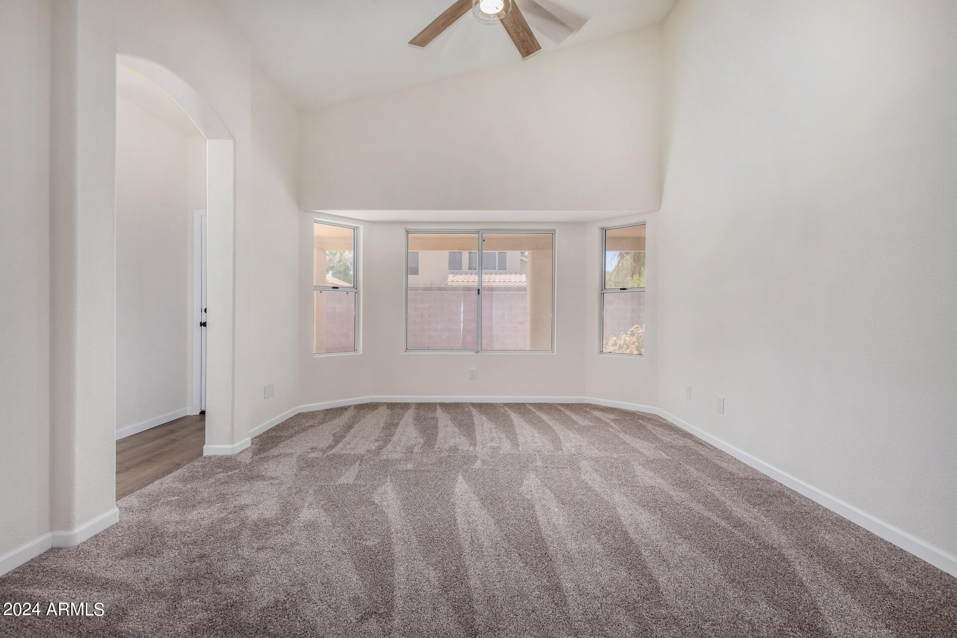 17458 North Raindance Road Surprise, AZ 85374 - Photo 19 of 47 0024-19 - Raindance