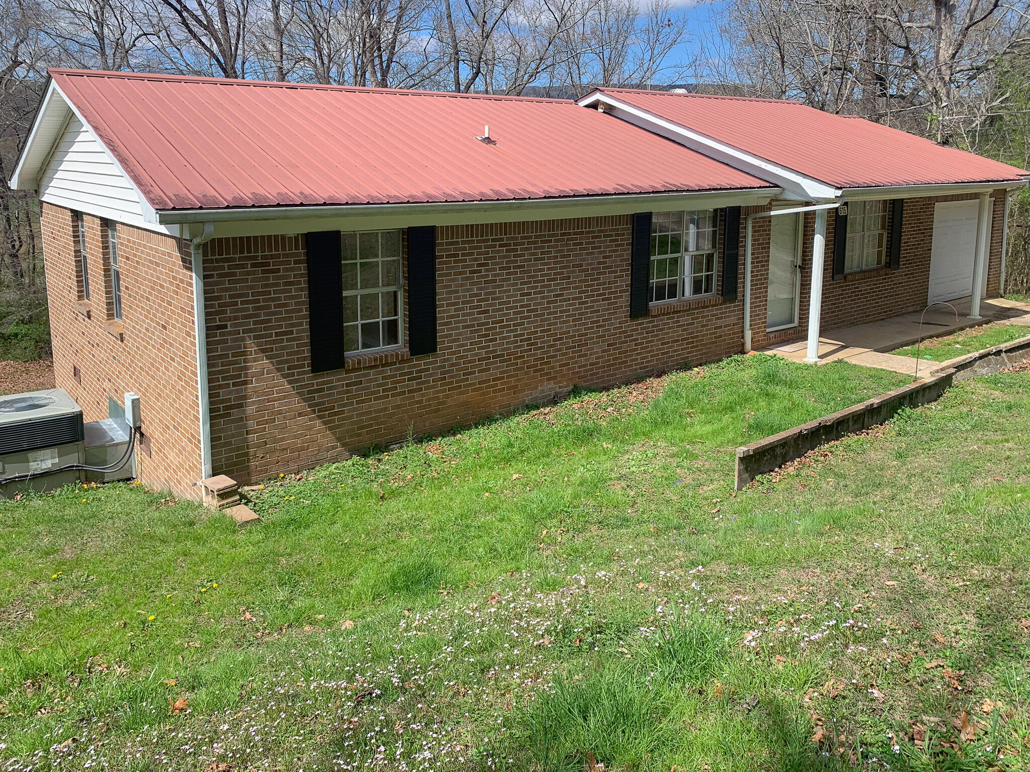 615 Sherry Road Jasper, TN 37347 - Photo 16 of 16 IMG_1807-2