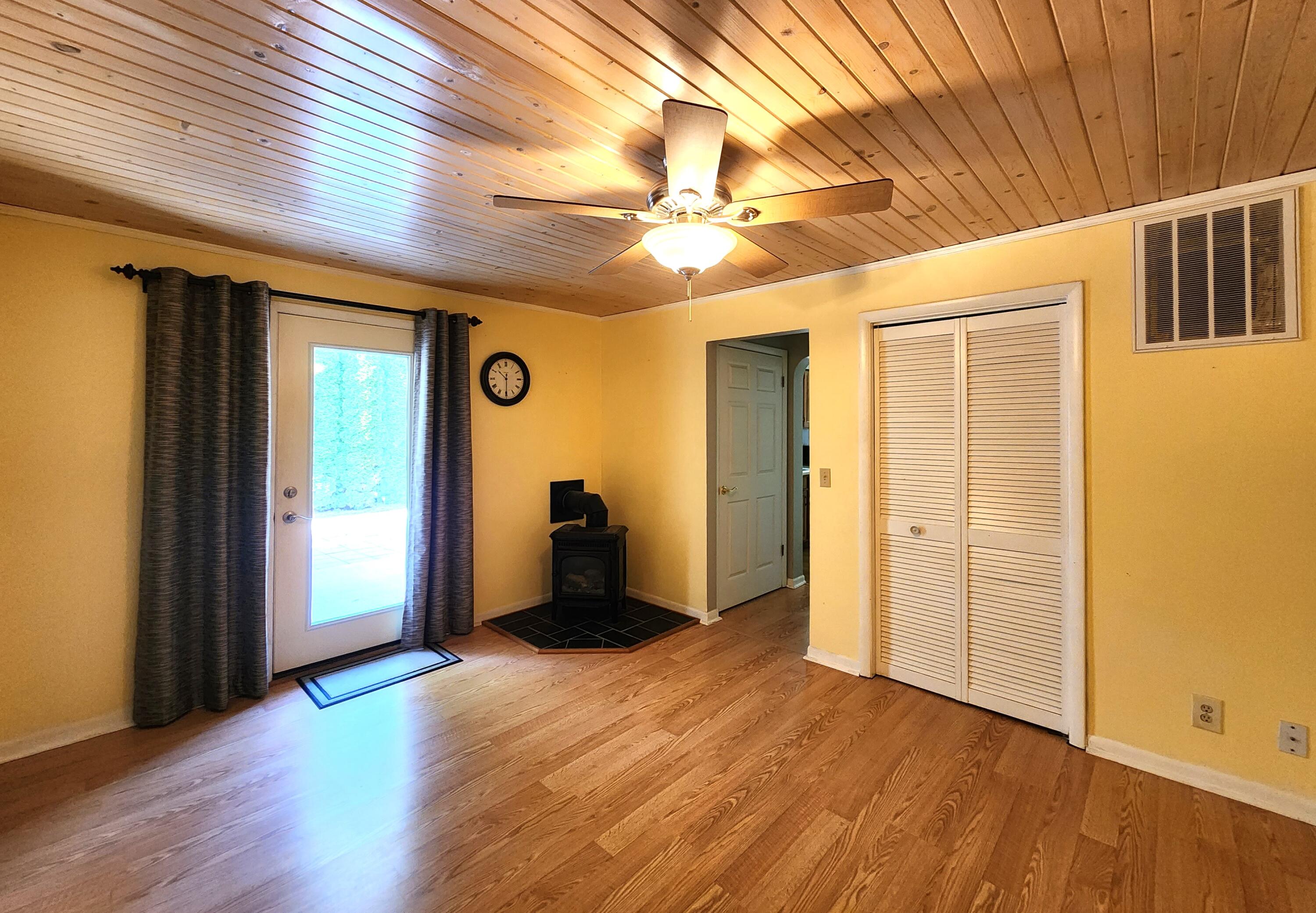 1247 Wayne Road Alpena, MI 49707 - Photo 11 of 20 Gallery Image 11