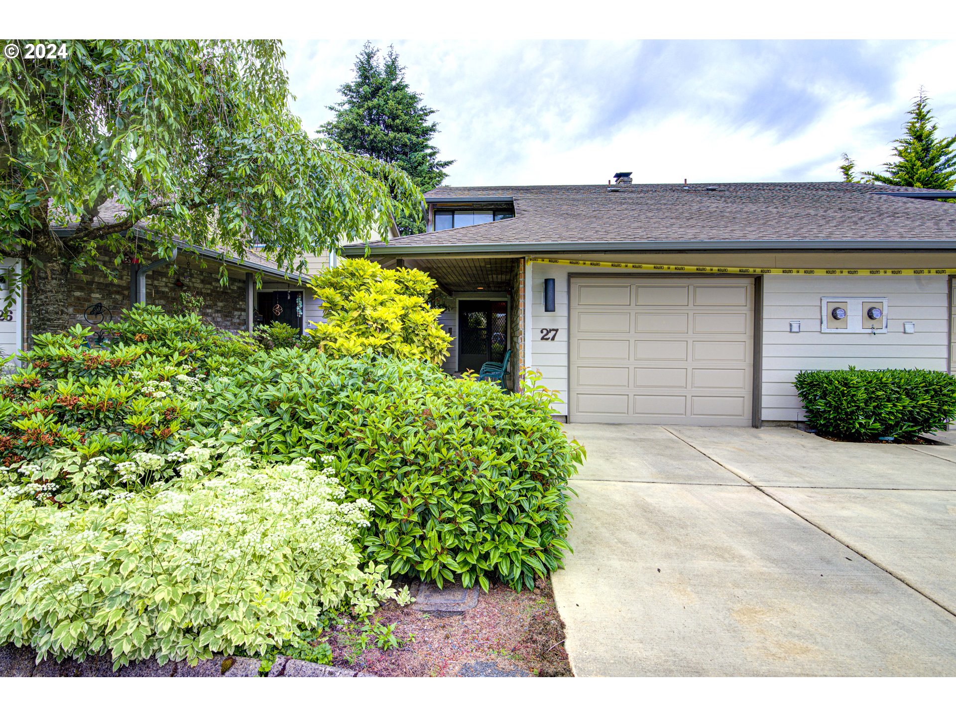 4613 East 18th St Unit 27  