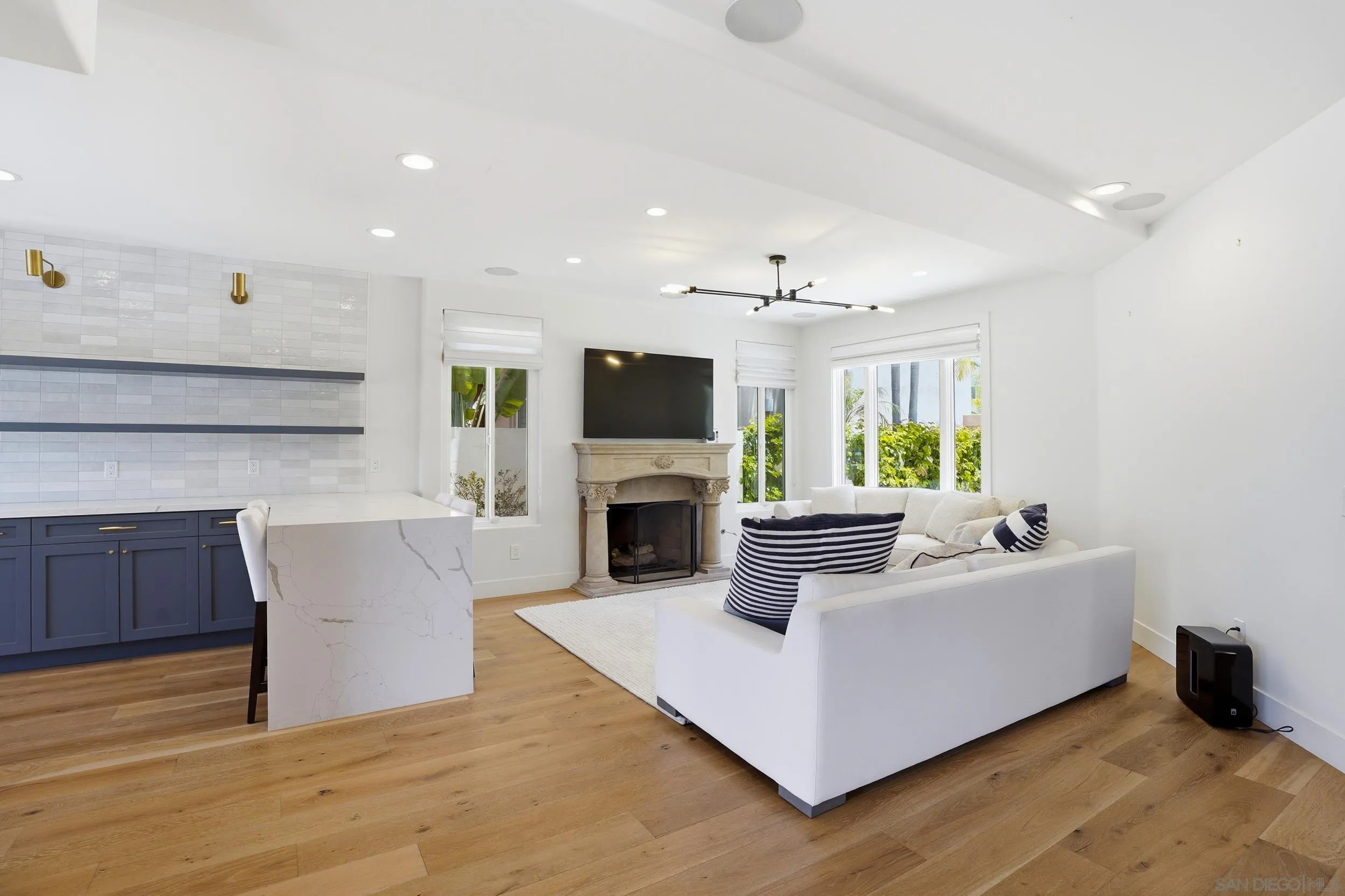 40 Spinnaker Way Coronado, CA 92118 - Photo 13 of 51