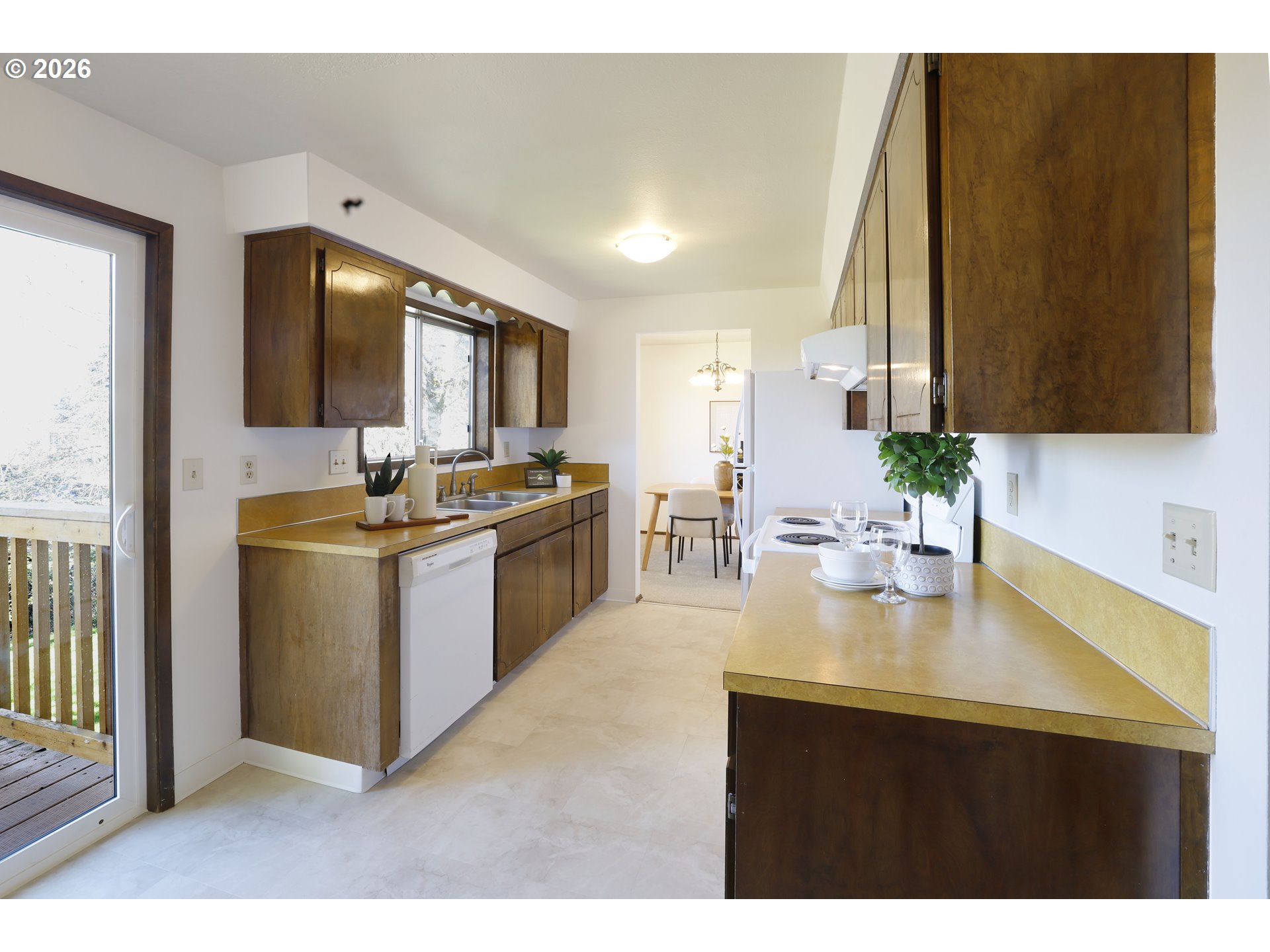 16285 Southwest Rosa Road Beaverton, OR 97007 - Photo 6 of 21