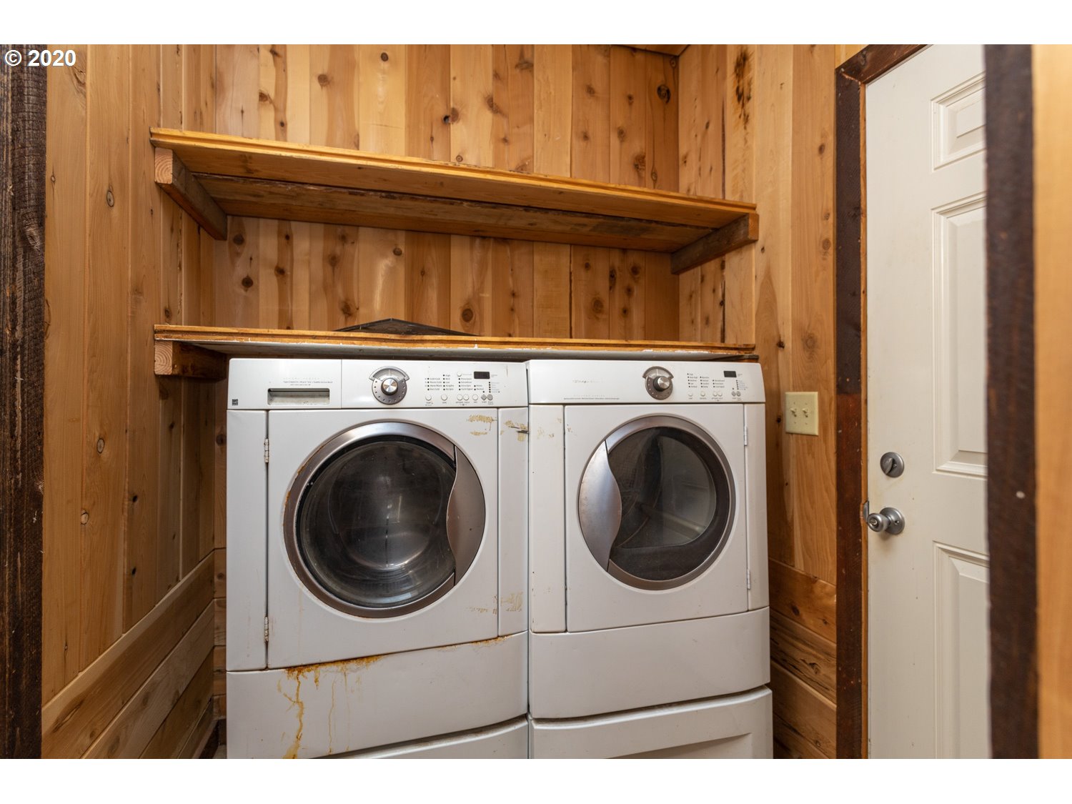 73942 London Road Cottage Grove, OR 97424 - Photo 10 of 31 Gallery Image 10
