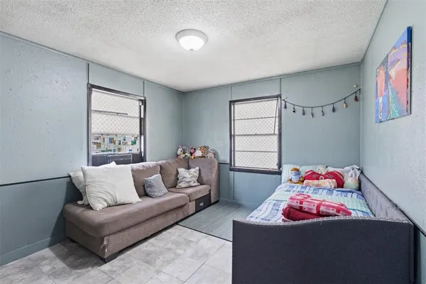 $205,000 | 510 Highway 11, Tom Bean, TX 75491