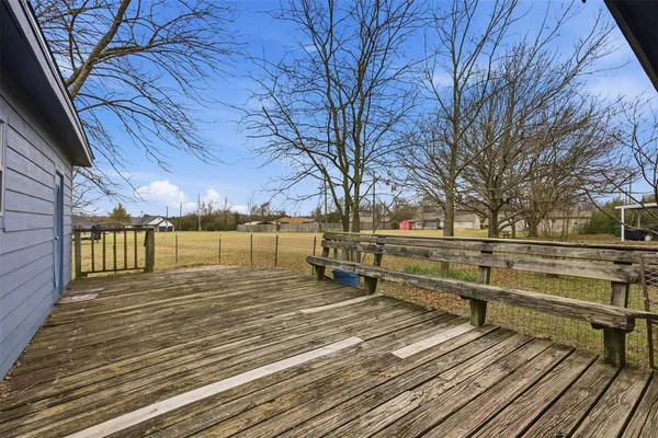 $205,000 | 510 Highway 11, Tom Bean, TX 75491