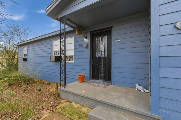 $205,000 | 510 Highway 11, Tom Bean, TX 75491