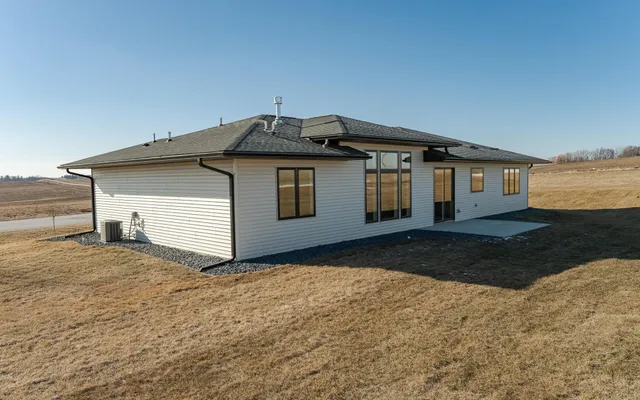 $675,000 | 6653 Morgan Drive Northwest, Byron, MN 55920