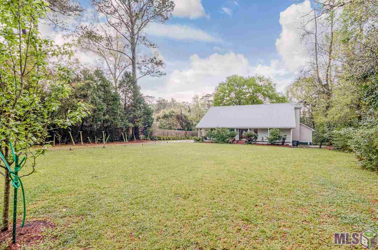 18352 Dana Rd