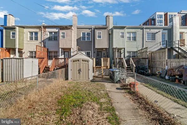 $3,750 | 1515 First Street Southwest, Washington, DC 20024