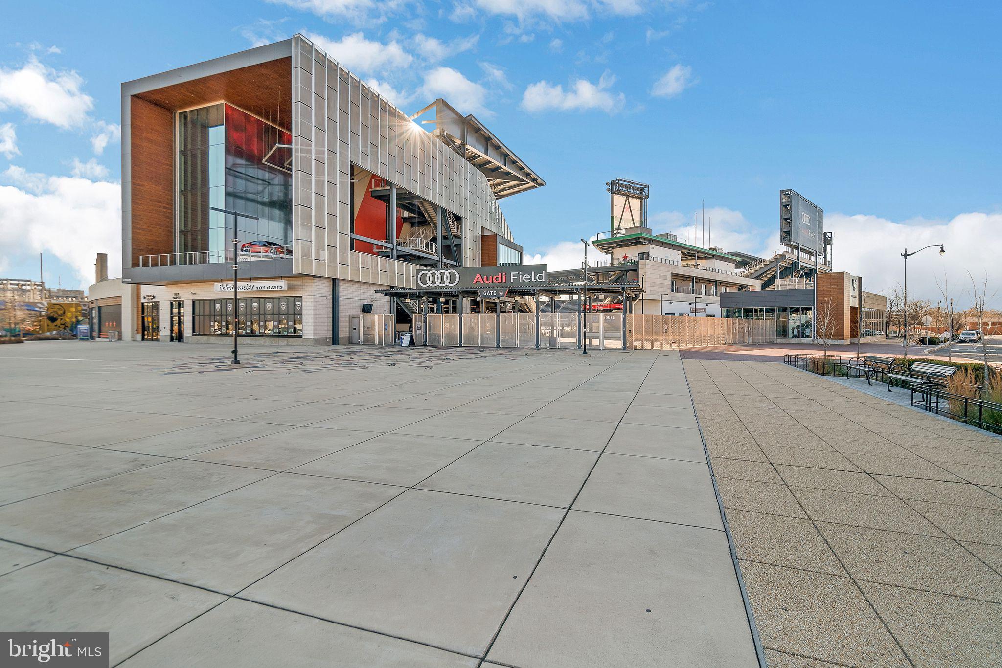 1515 First Street Southwest Washington, DC 20024 - Photo 29 of 37