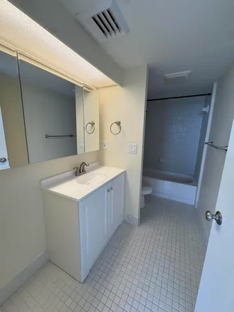 $2,950 | 5200 North Flagler Drive, Unit 902, West Palm Beach, FL 33407